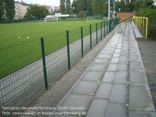 Sportplatz Neuendorfer Strasse, Berlin-Spandau
