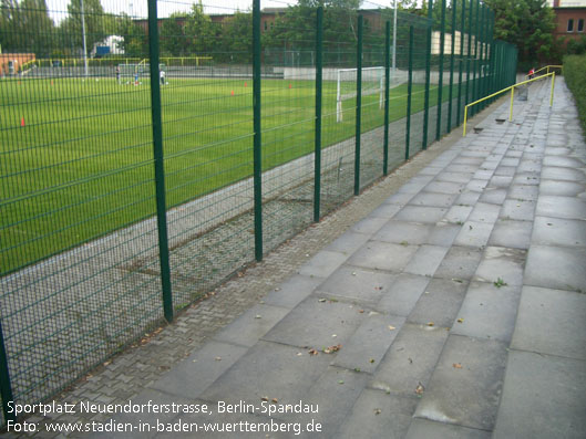 Sportplatz Neuendorfer Strasse, Berlin-Spandau